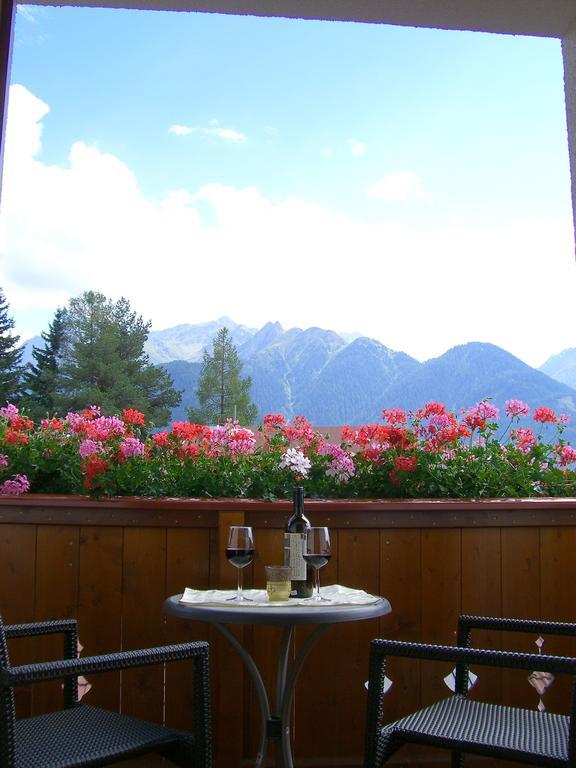 Hotel Garni Jaegerheim Серфаус Номер фото