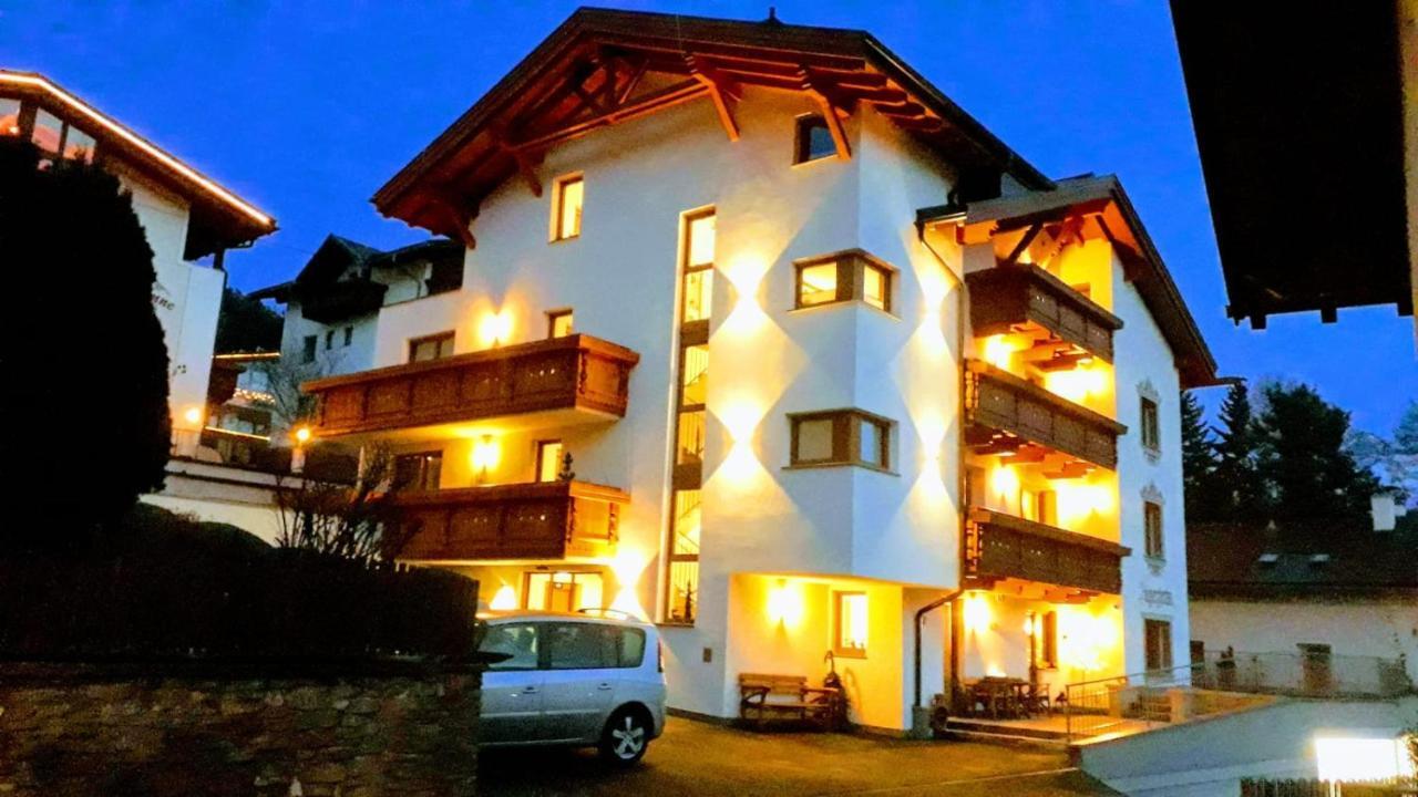 Hotel Garni Jaegerheim Серфаус Экстерьер фото